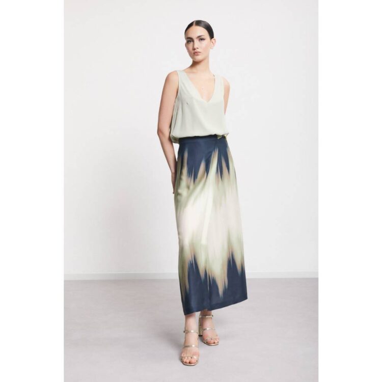 flowy-top-1