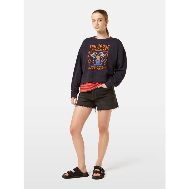 sweatshirt-1